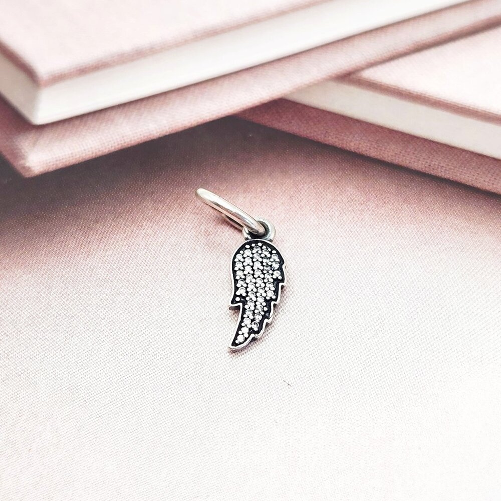 Pandora Symbol of Guidance Wing CZ 925 Sterling Silver Dangle Charm Authentic